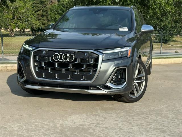 2025 Audi SQ7 Premium Plus's photo