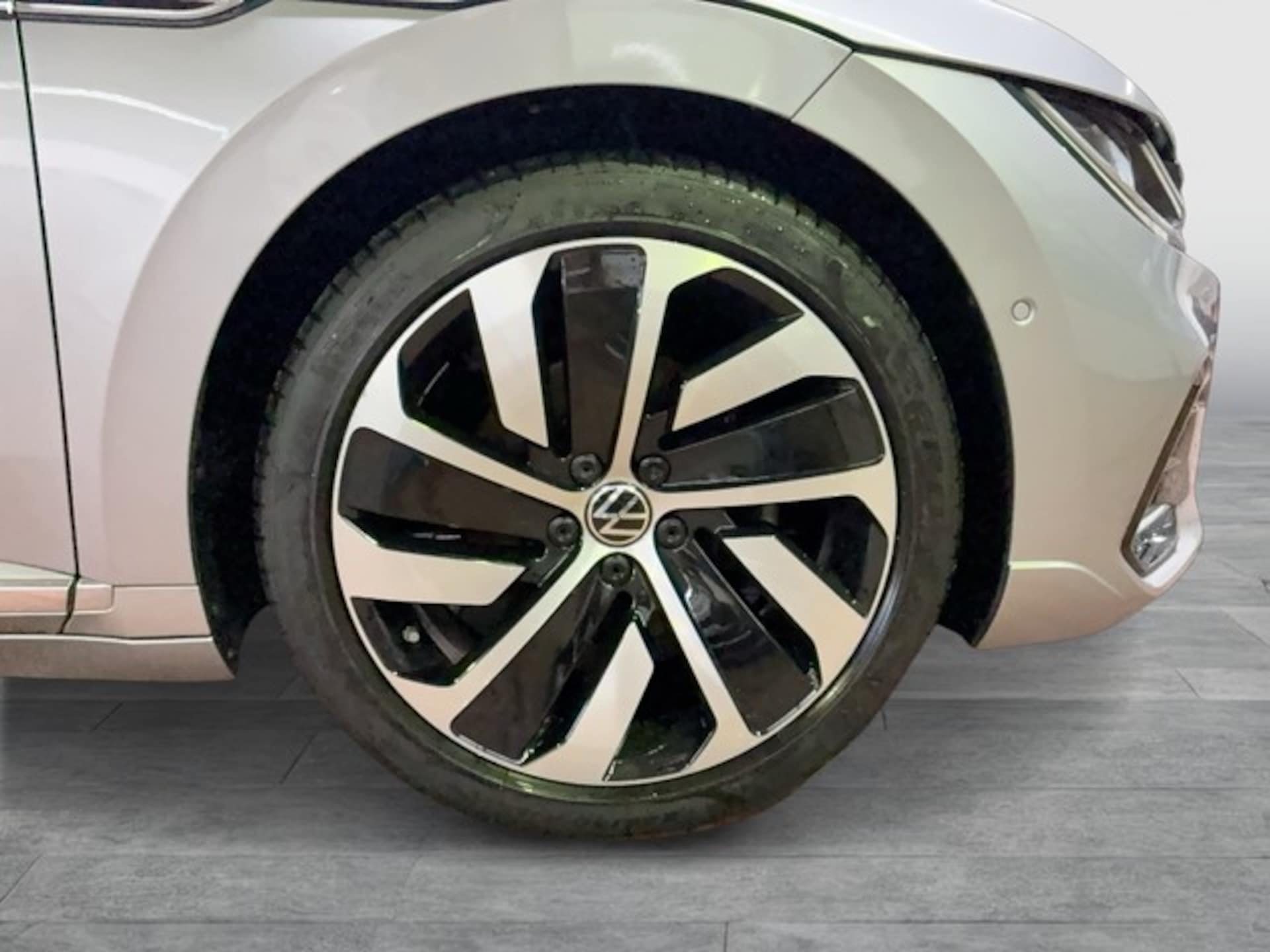 Volkswagen Arteon R-Line