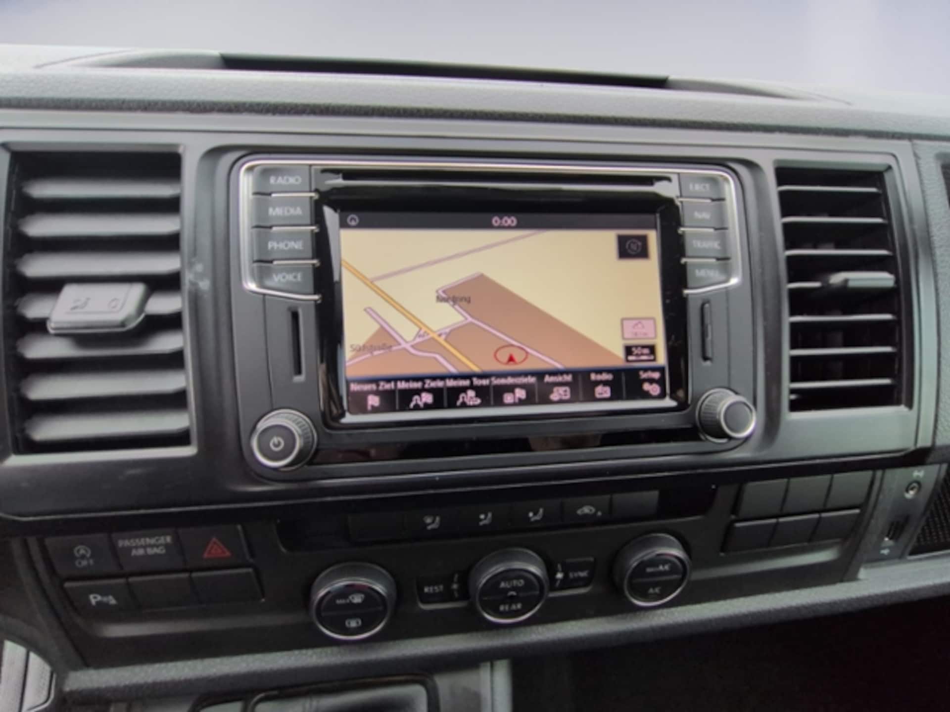 Volkswagen T6 Caravelle Comfortline
