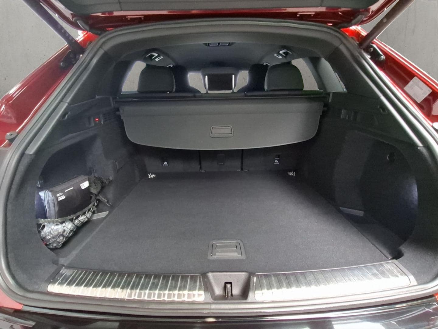 Bild über Audi Q5 SUV TDI quattro 150 kW S tronic - für weitere Informationen kontaktieren Sie den Audi Partner
