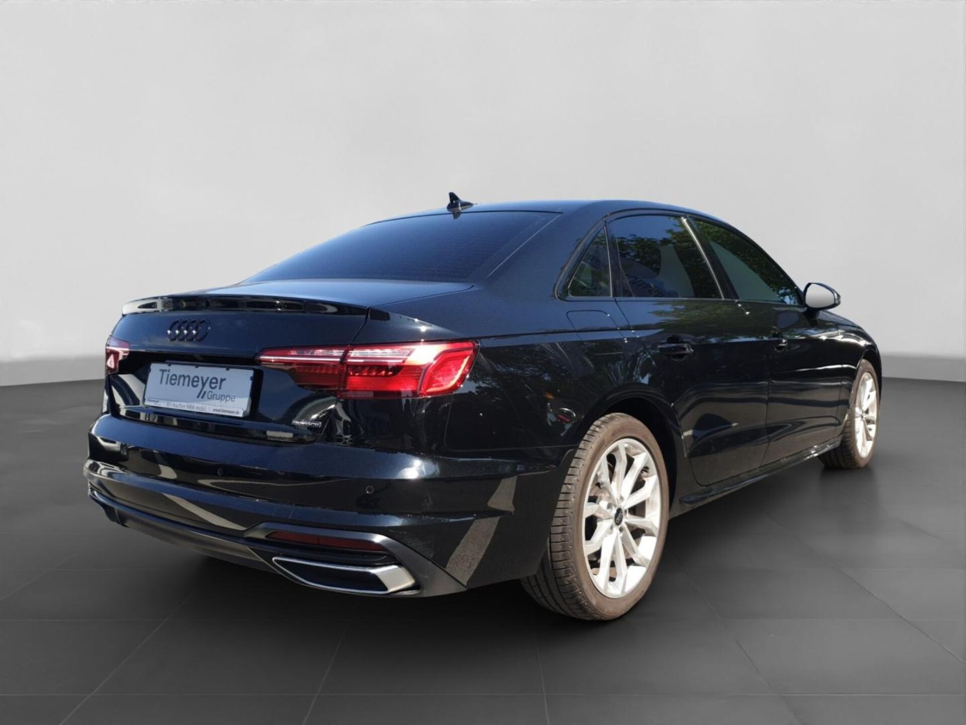 Audi A4 Limousine Advanced