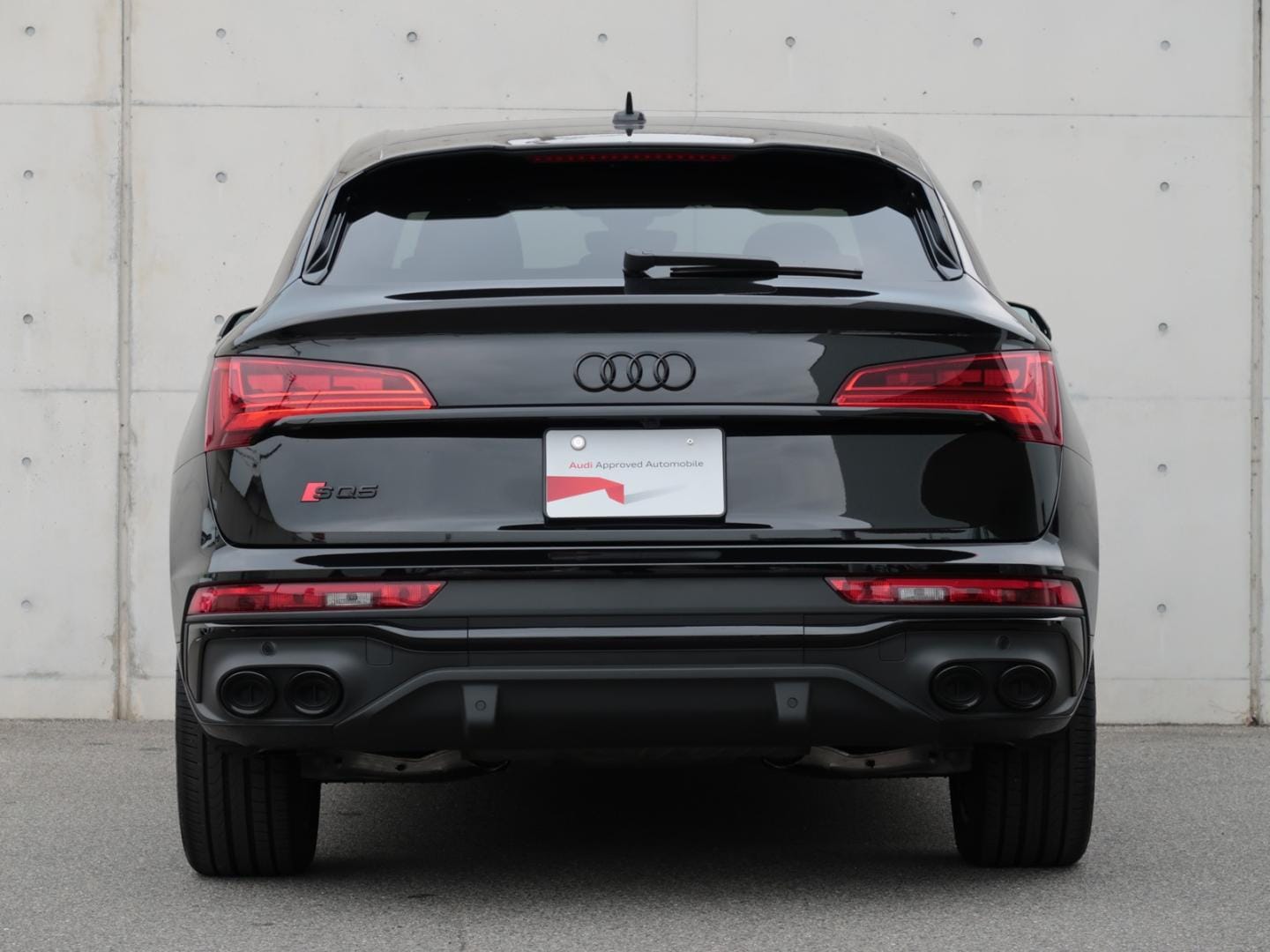 Audi SQ5 Sportback SQ5 Sportback TFSI 260(354) kW(PS) tiptronic for more details contact your dealer