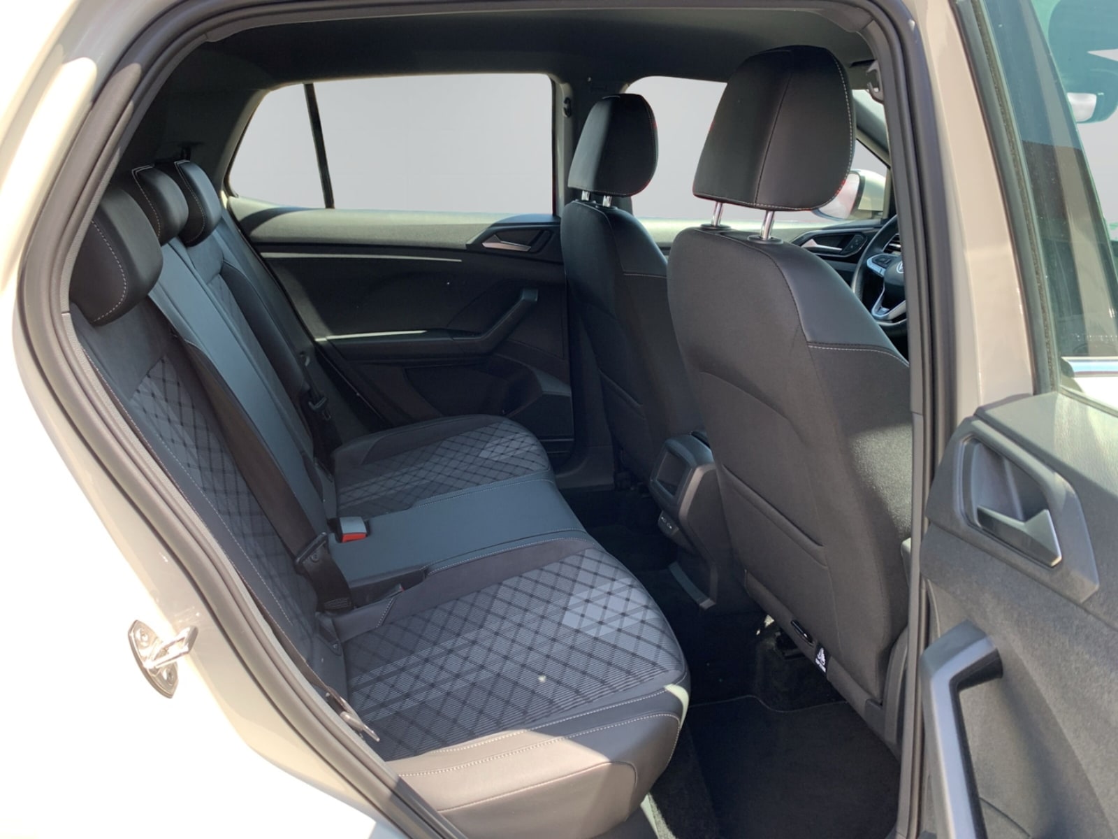 Volkswagen T-Cross – Bild 10