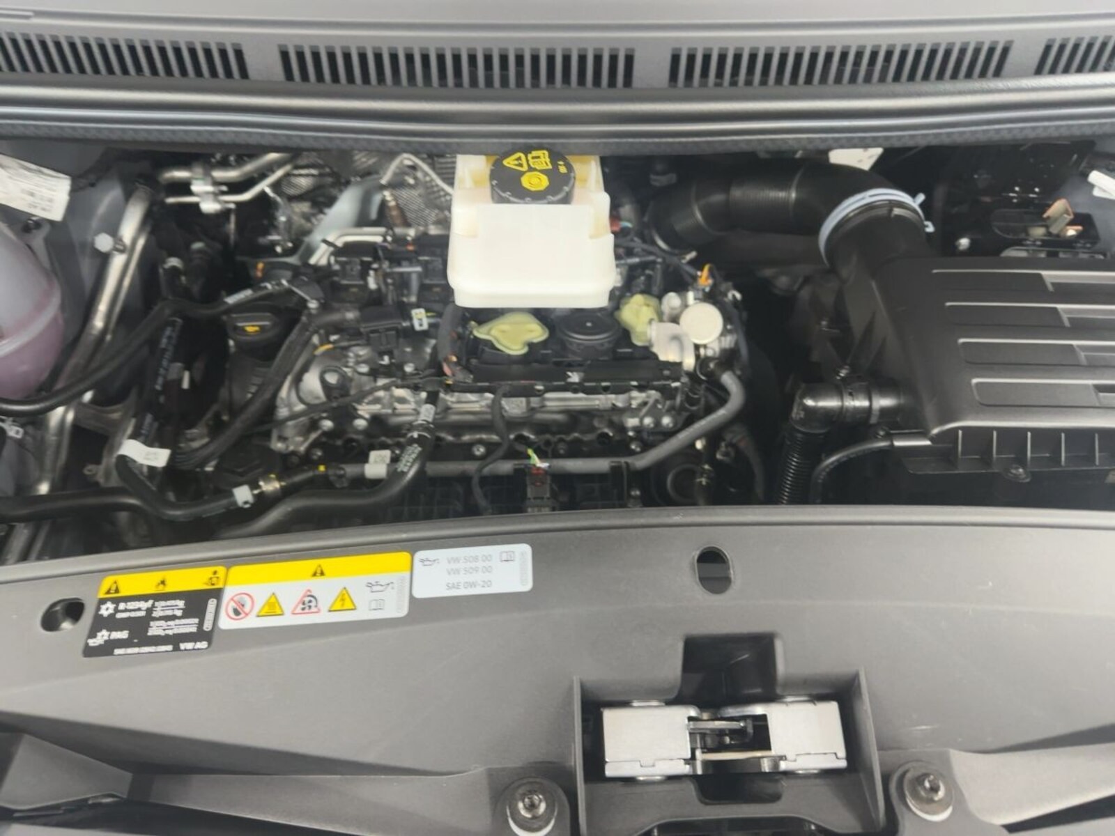 Volkswagen Multivan Langversion – Bild 12