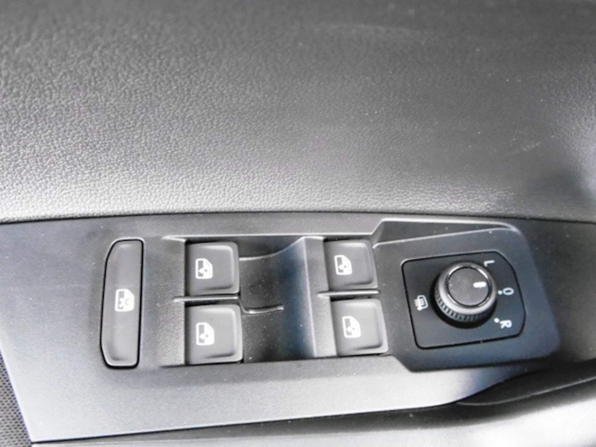 Volkswagen Polo Basis-Modell