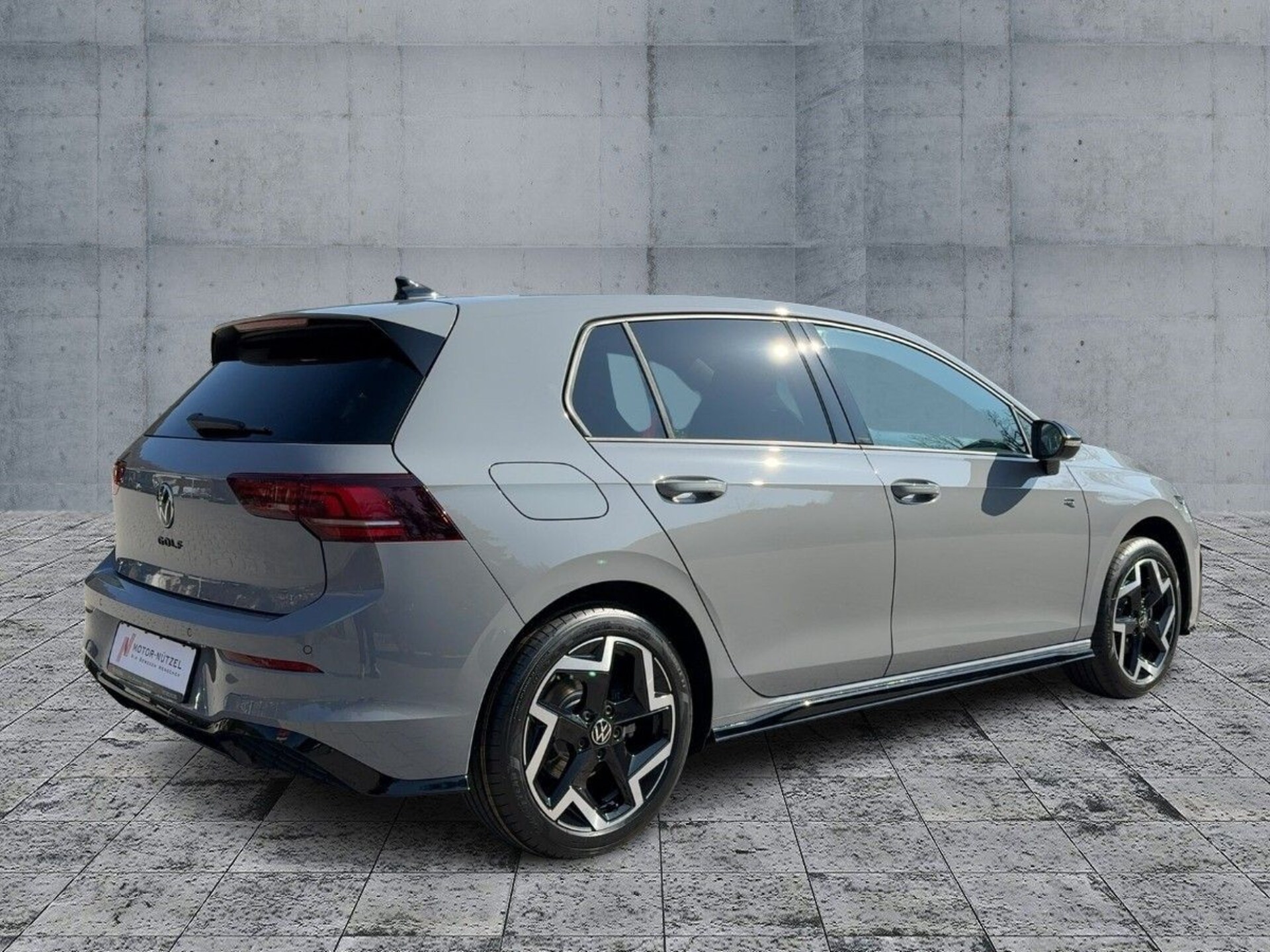 Volkswagen Golf R-Line