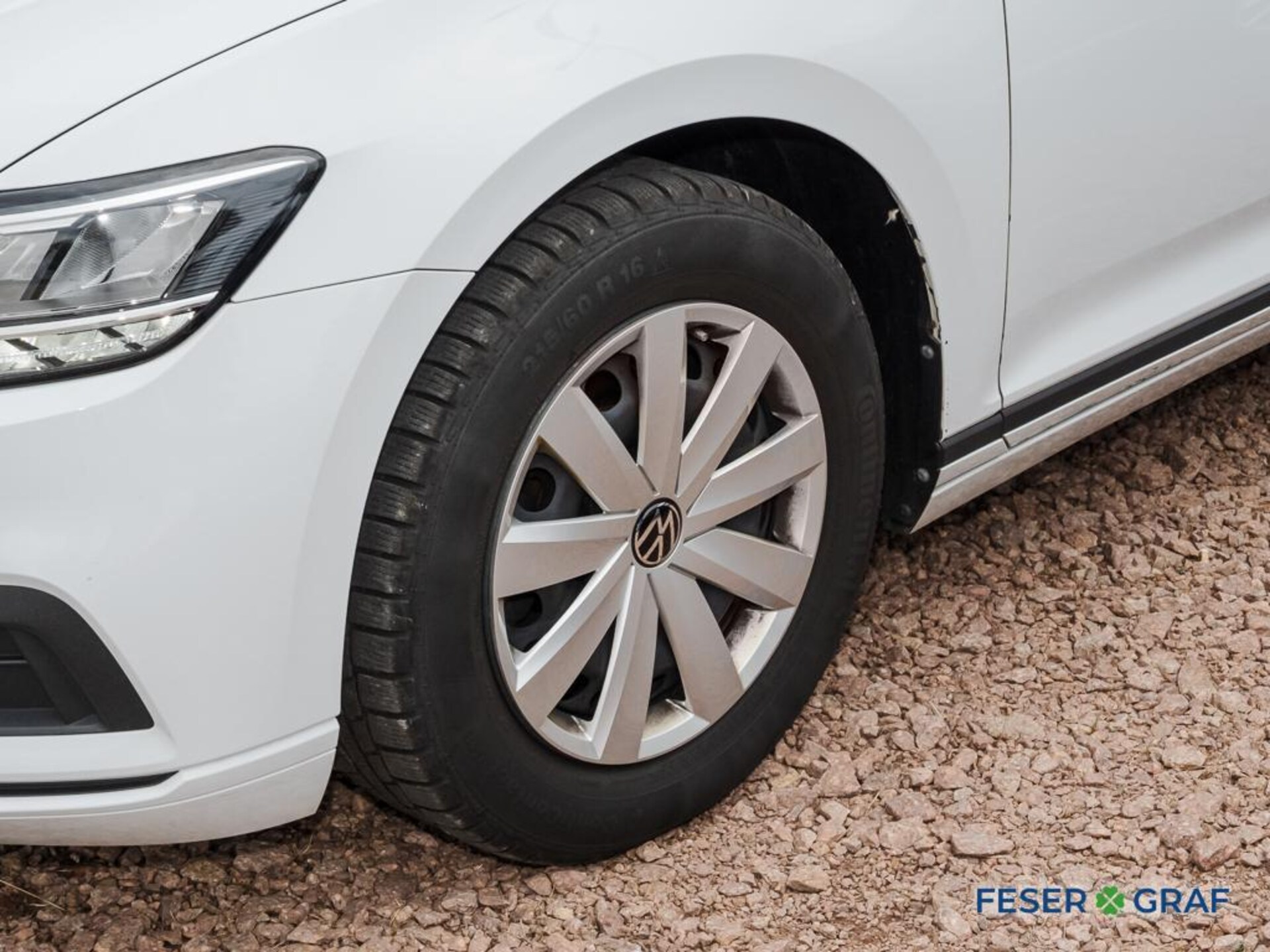 Volkswagen Passat Variant Basis-Modell