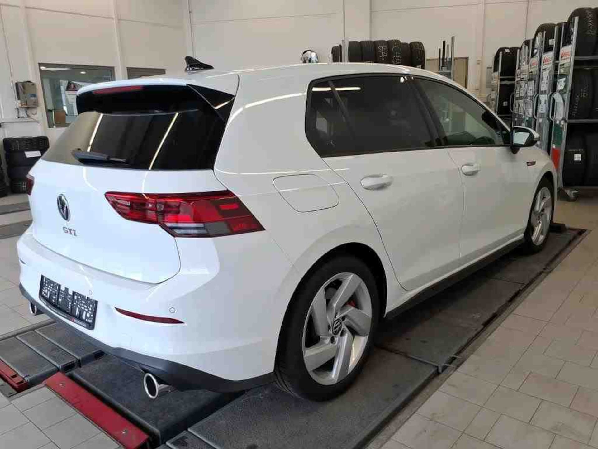 Volkswagen Golf GTI