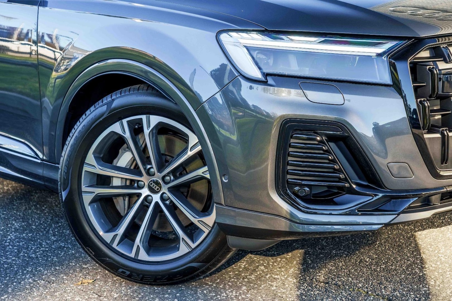 Image about Audi Q7 SUV TFSI quattro tiptronic