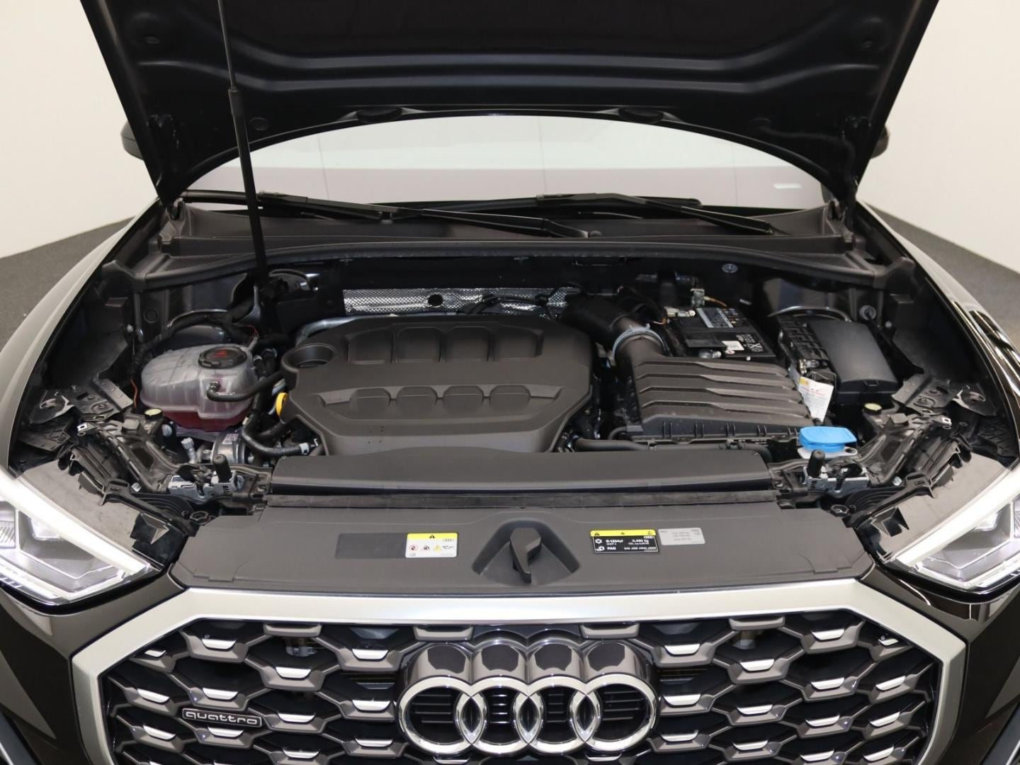 Bild über Audi Q3 Sportback S line 40 TFSI quattro S tronic - für weitere Informationen kontaktieren Sie den Audi Partner