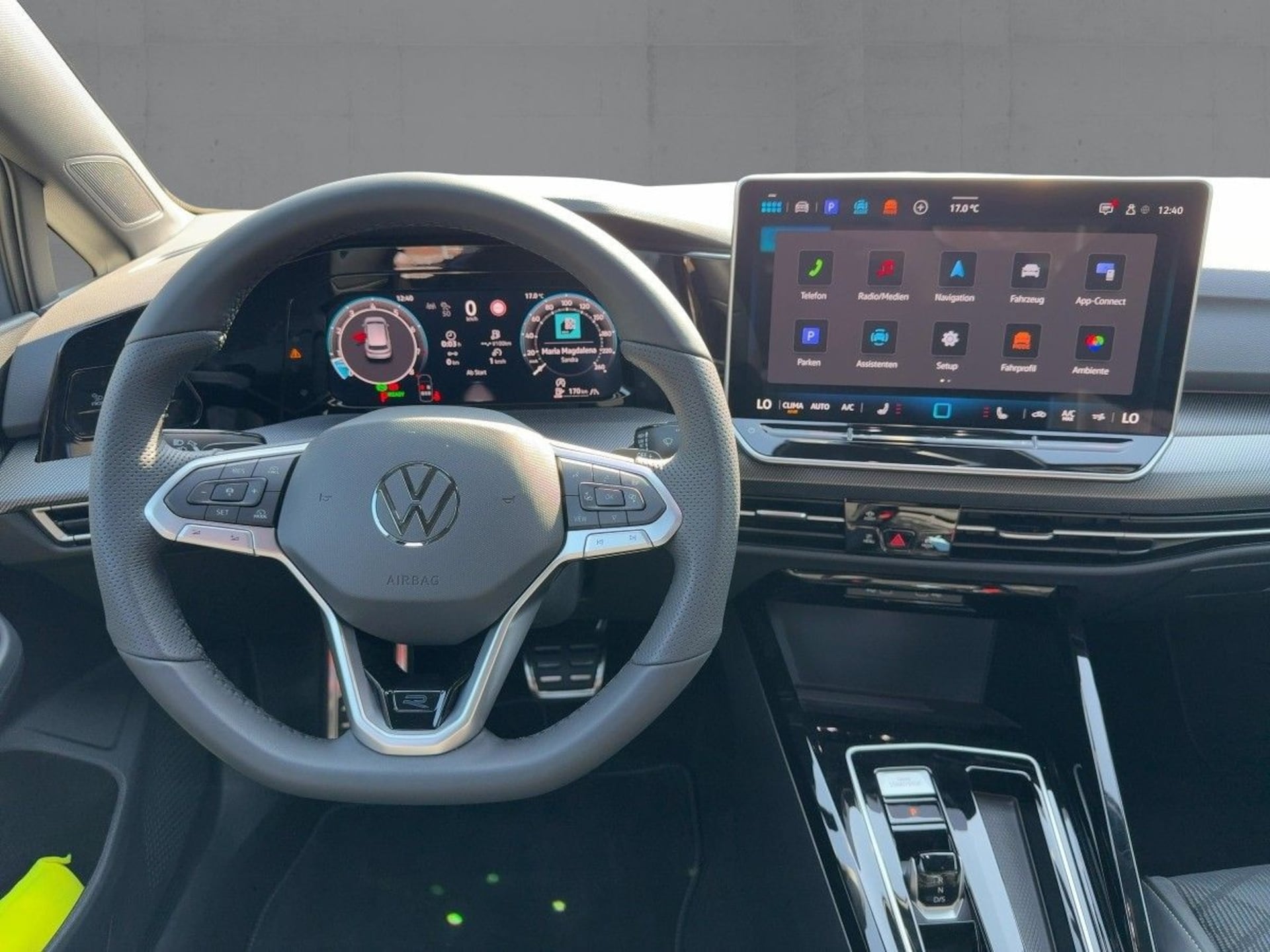 Volkswagen Golf R-Line
