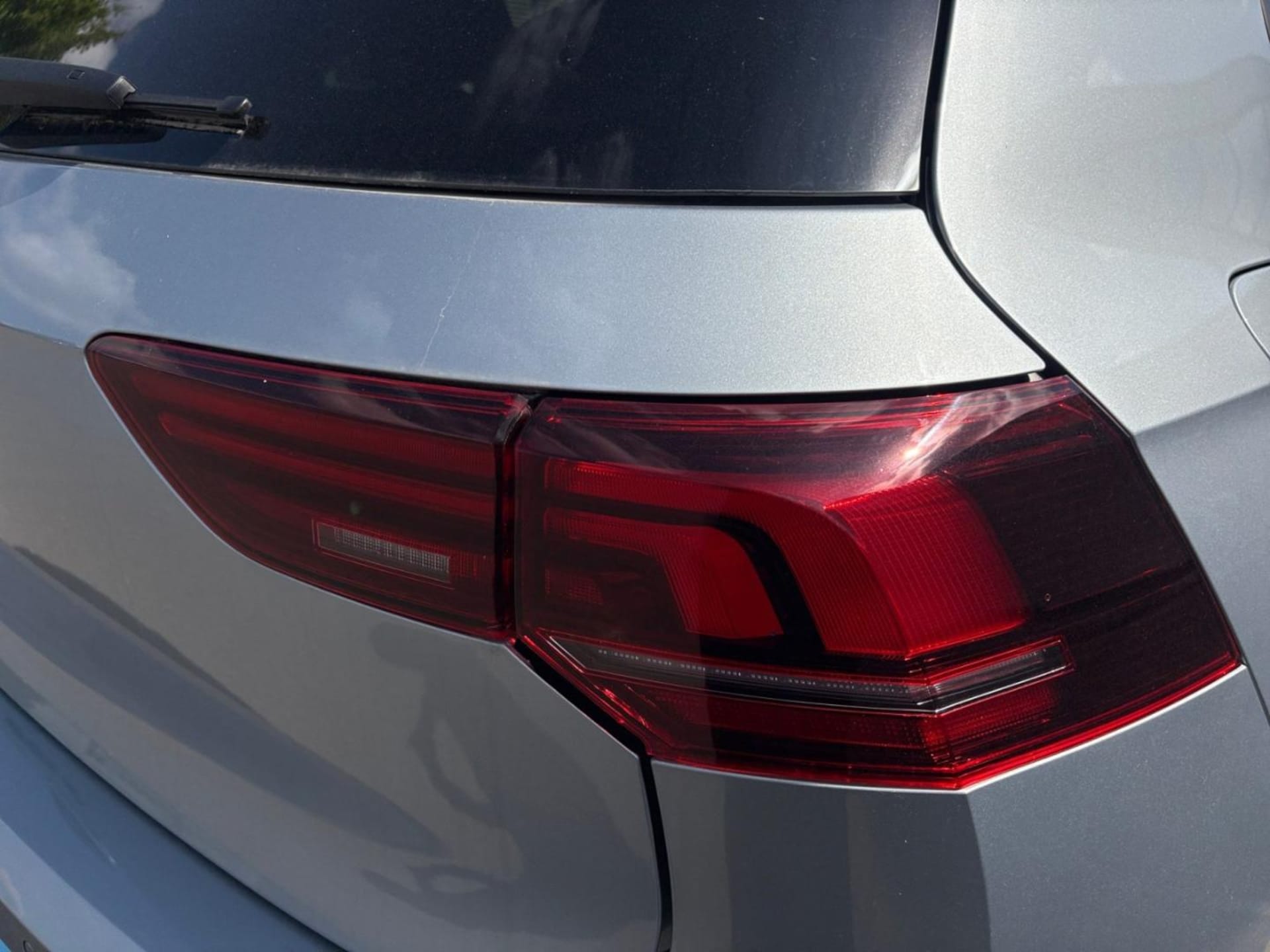 Volkswagen Golf R-Line