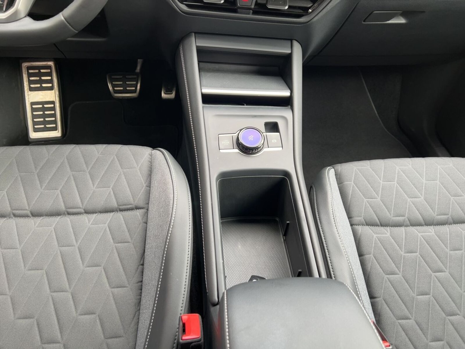 Volkswagen Tiguan – Bild 12