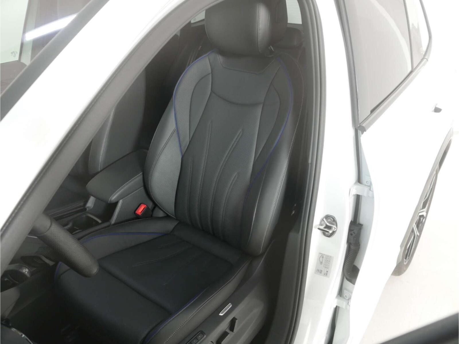 Volkswagen Tiguan – Bild 11