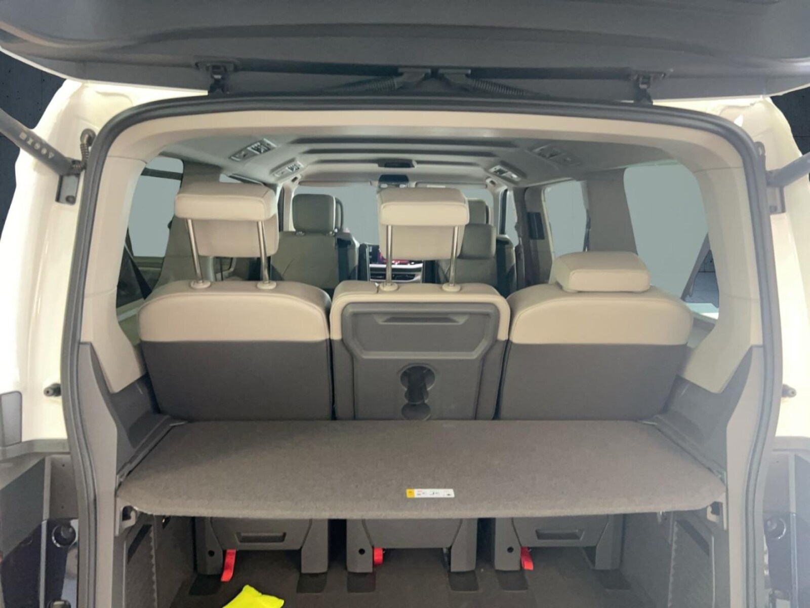 Volkswagen Multivan Langversion – Bild 12