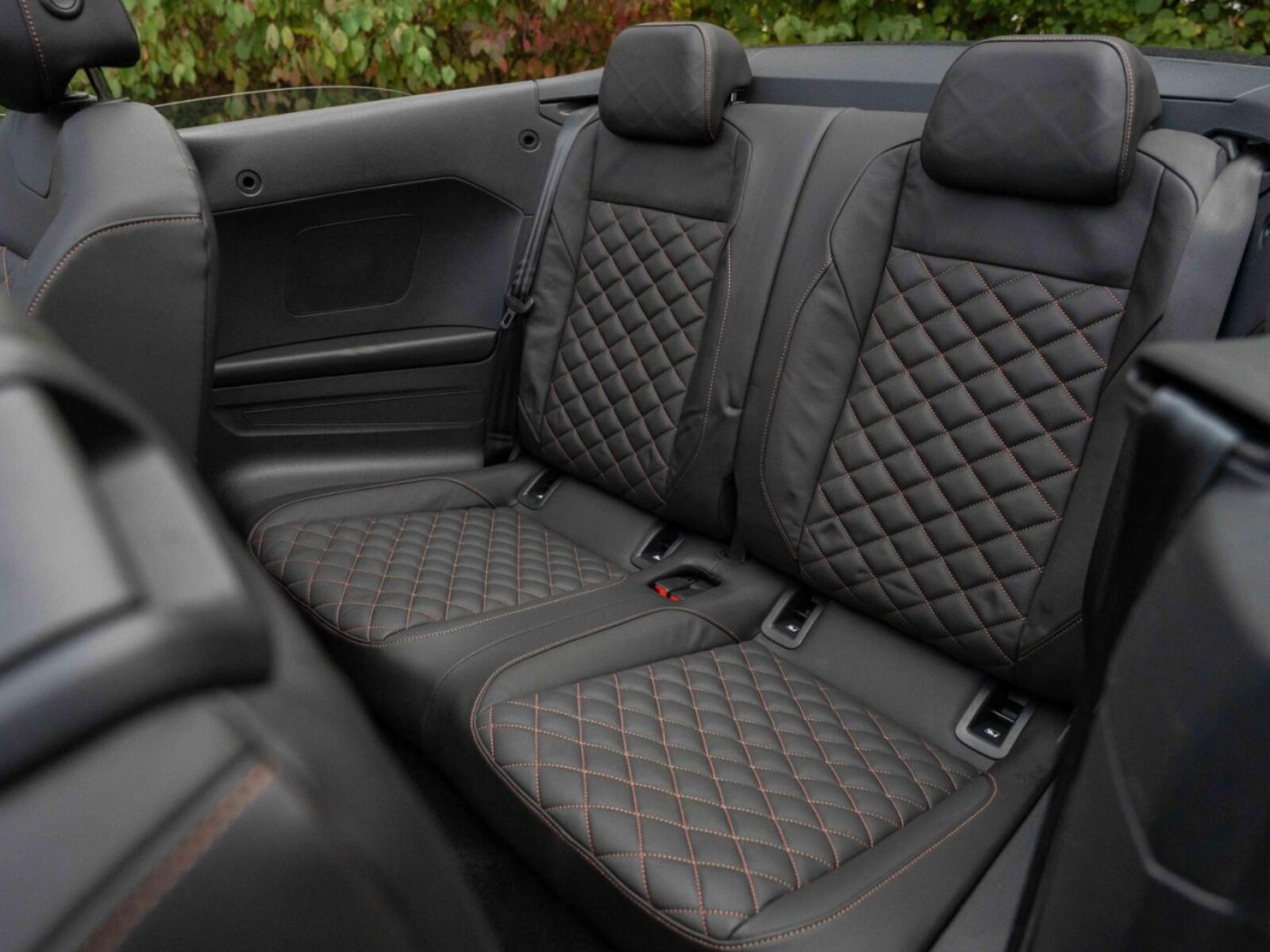 Volkswagen T-Roc Cabriolet – Bild 13