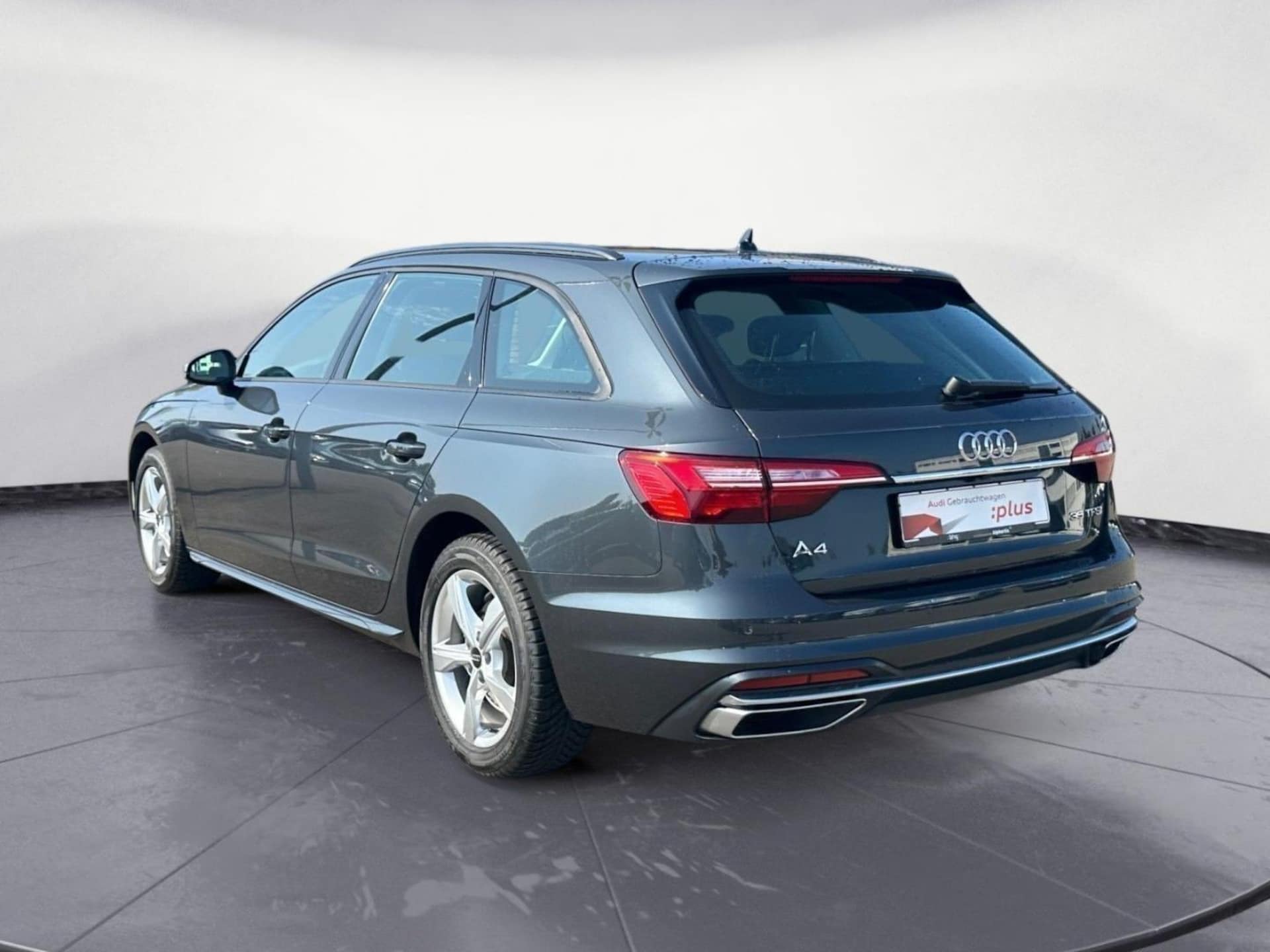 Audi A4 Avant Advanced