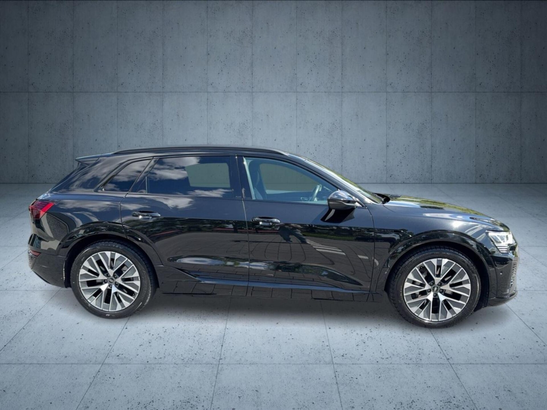 Audi Q8 e-tron S line
