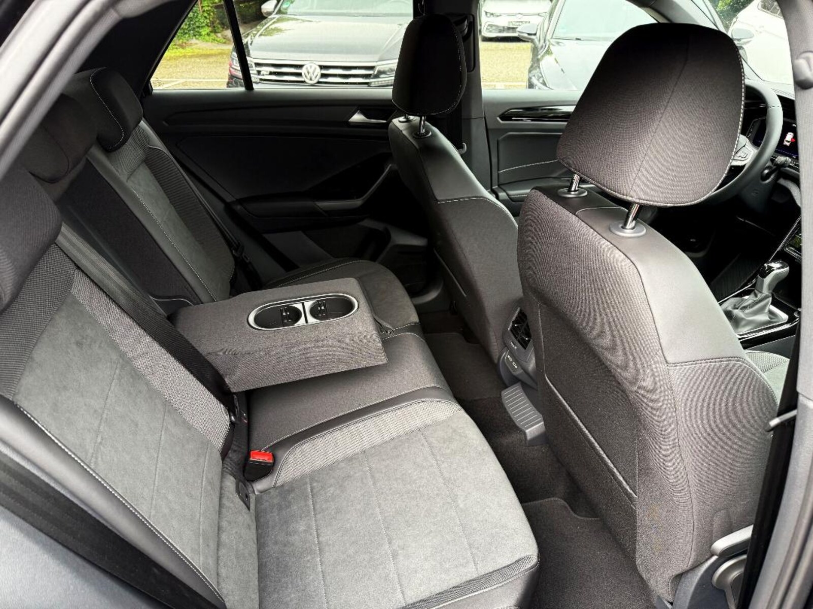 Volkswagen T-Roc – Bild 12