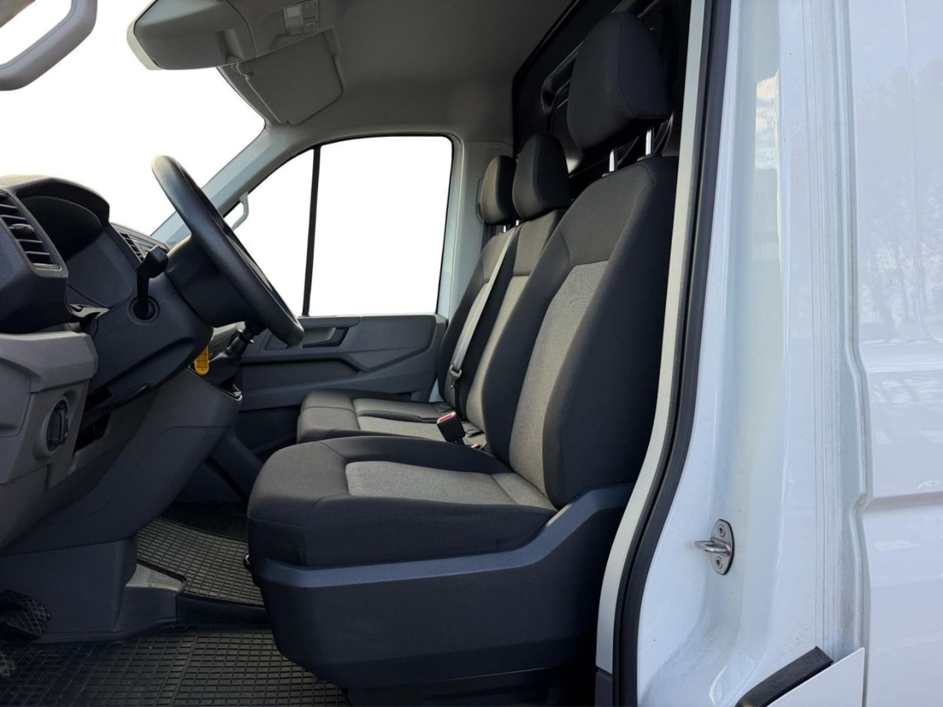 Volkswagen Crafter Kasten mittlerer Radstand