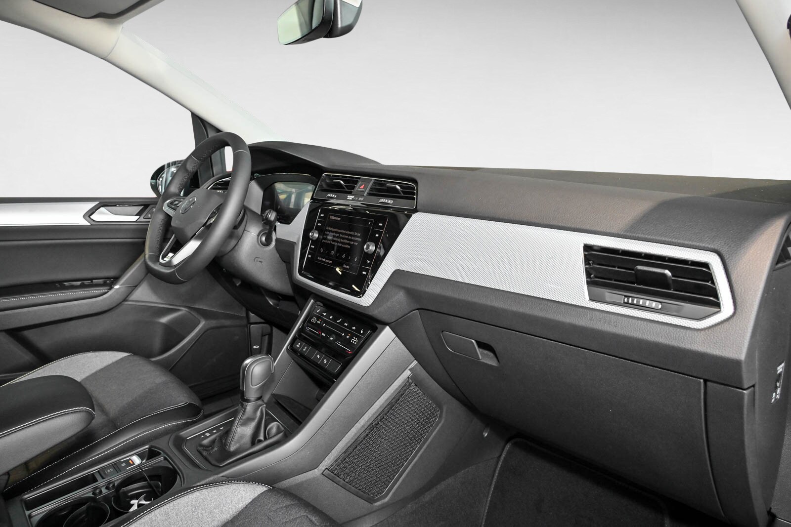 Volkswagen Touran – Bild 8