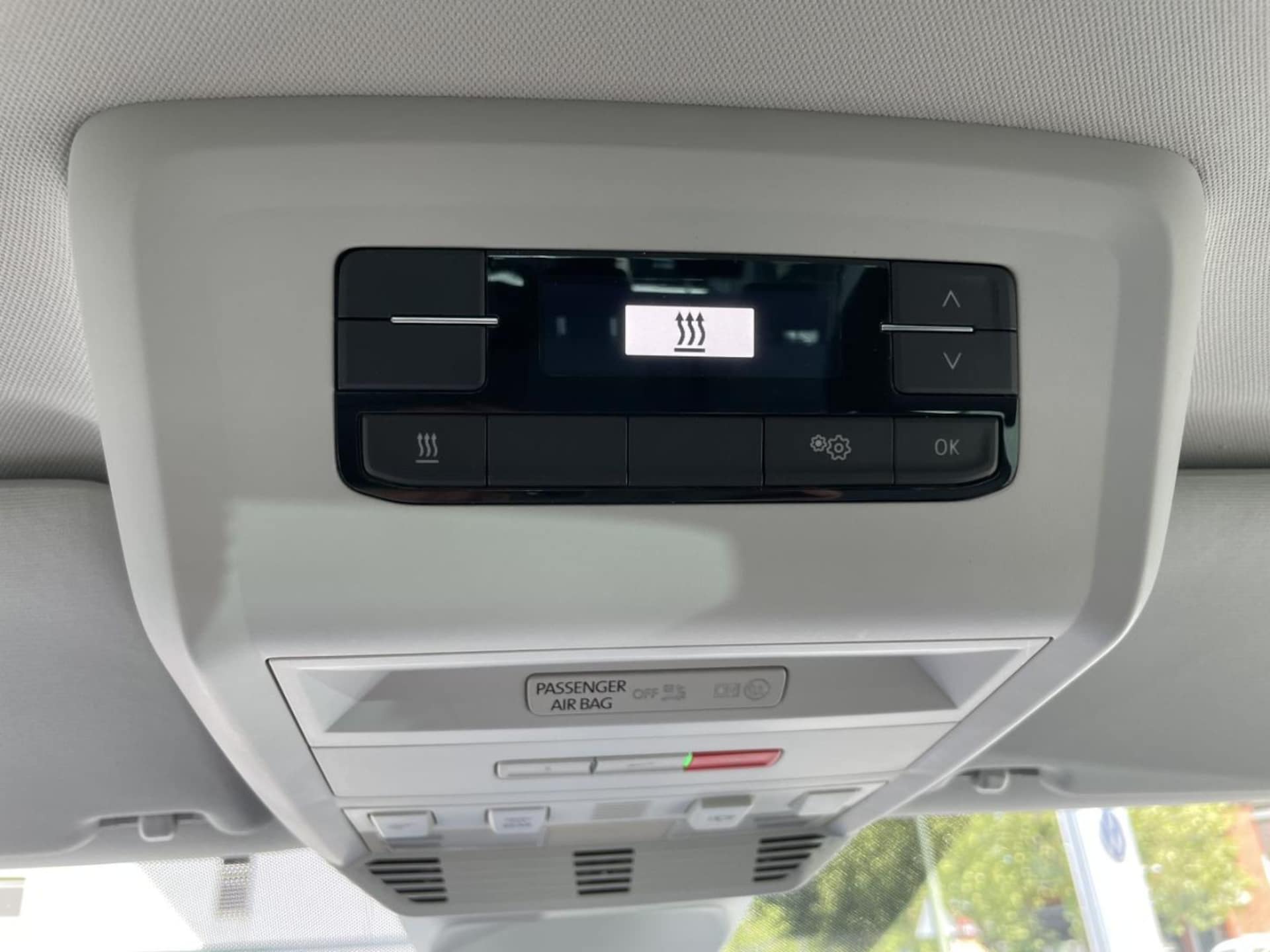 Volkswagen T6.1 Caravelle langer Radstand Highline