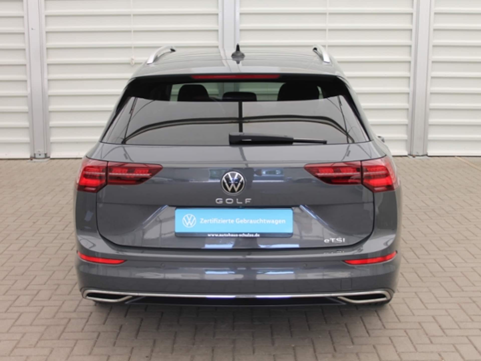Volkswagen Golf Variant Style