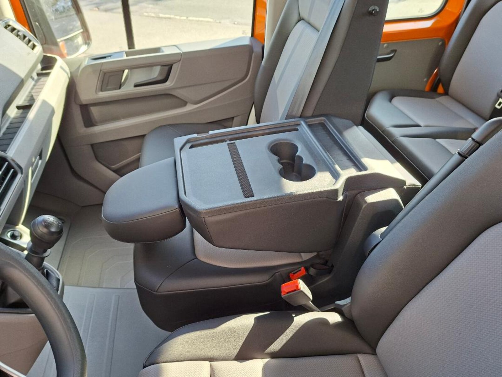 Volkswagen Crafter Doppelkabine langer Radstand – Bild 15