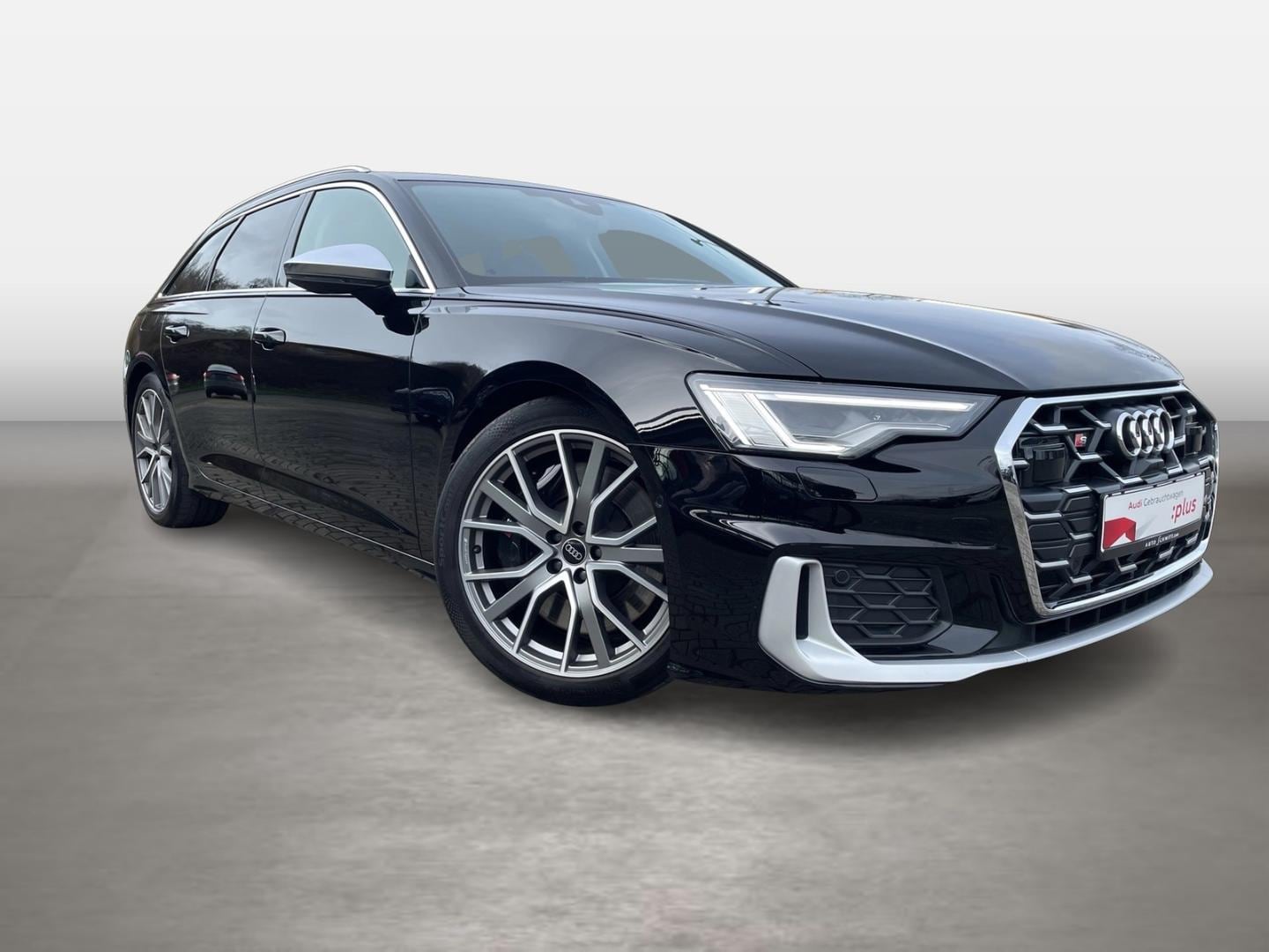 Bild über Audi S6 Avant TDI quattro tiptronic - für weitere Informationen kontaktieren Sie den Audi Partner