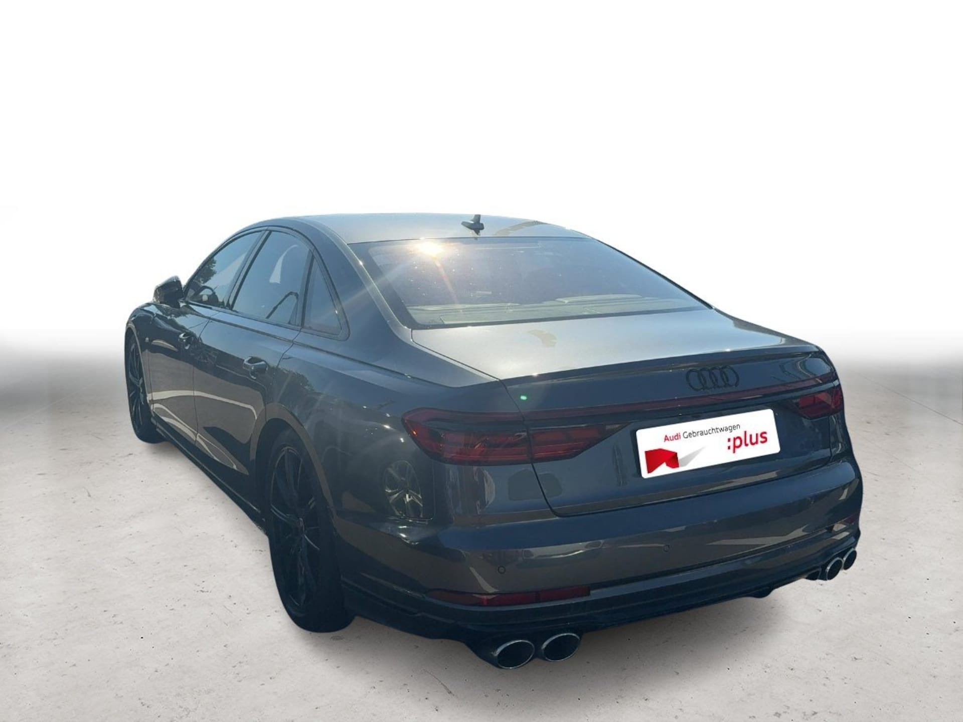 Audi S8