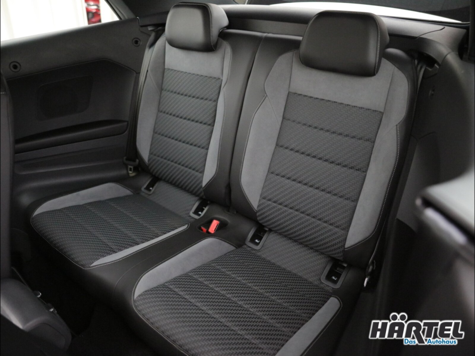 Volkswagen T-Roc Cabriolet – Bild 6