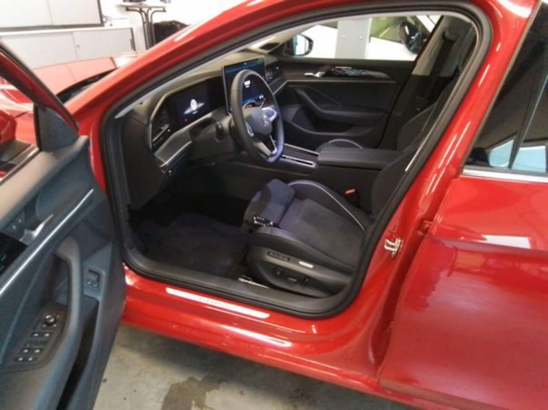 Volkswagen Passat Elegance
