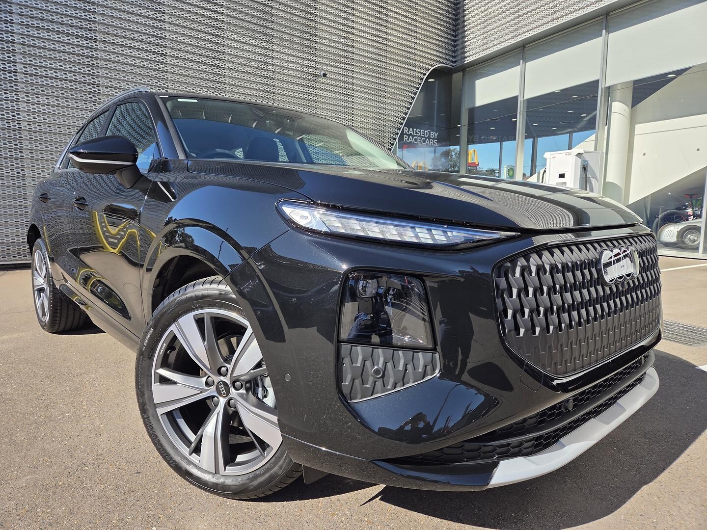 Image about Audi Q3 SUV TFSI 110 kW