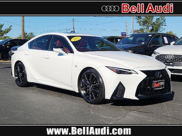 2023 Lexus IS