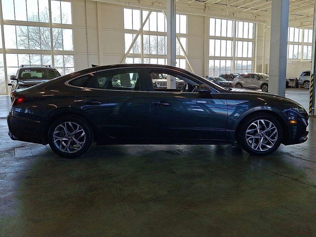 2022 Hyundai Sonata SEL - Photo 9
