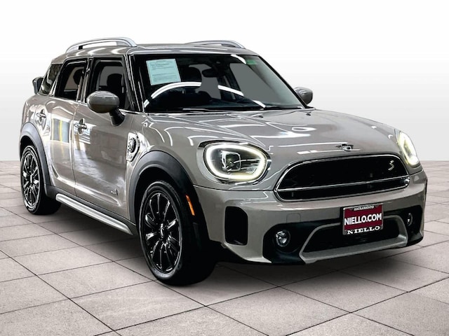 2023 MINI