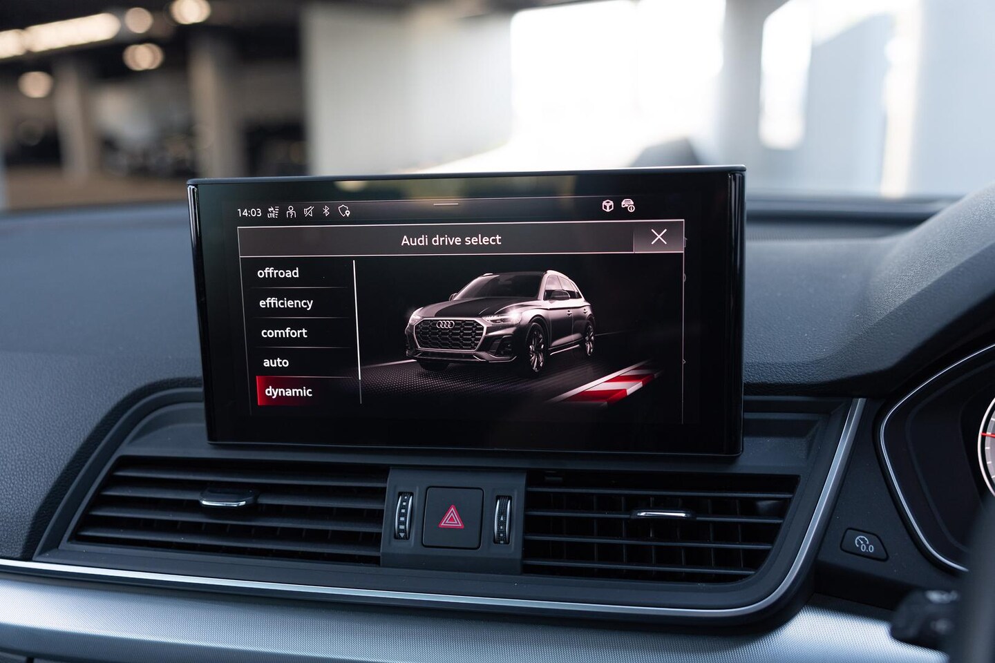 Image about Audi Q5 Sport 40 TDI quattro S tronic