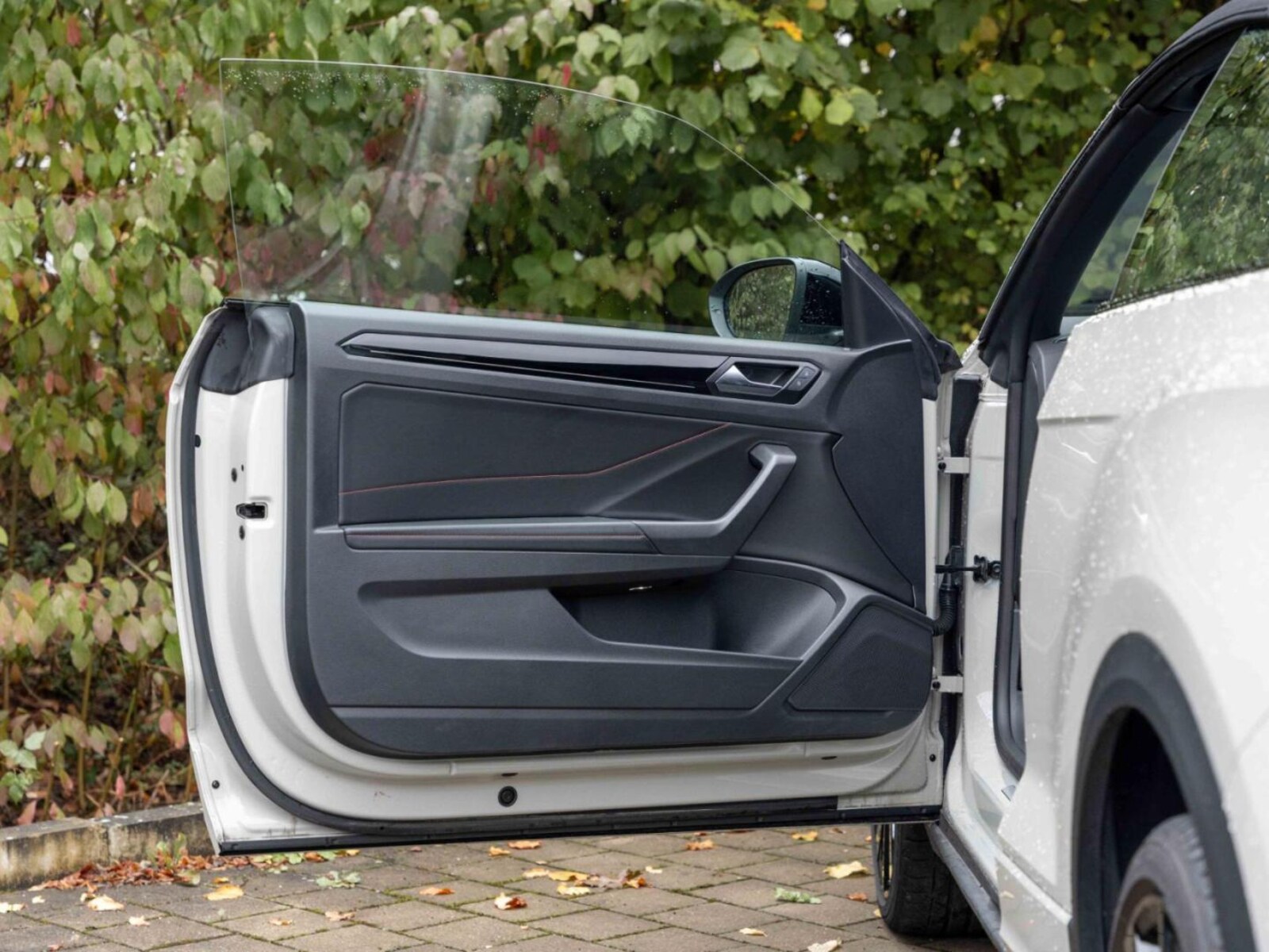 Volkswagen T-Roc Cabriolet – Bild 10
