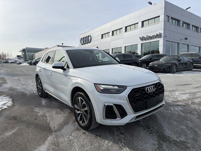 2023 Audi Q5 45 Premium Plus's photo