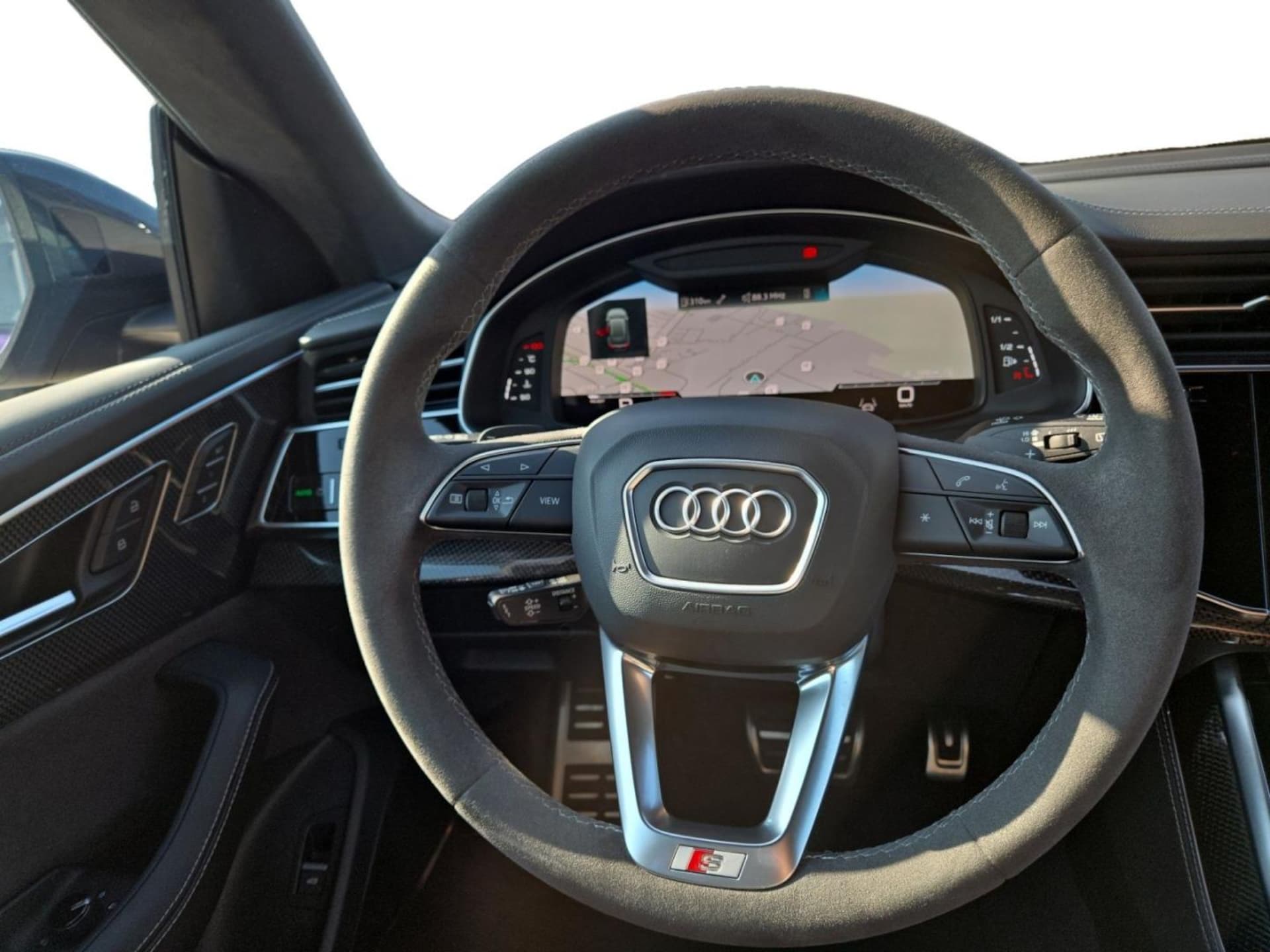 Audi SQ8 SUV