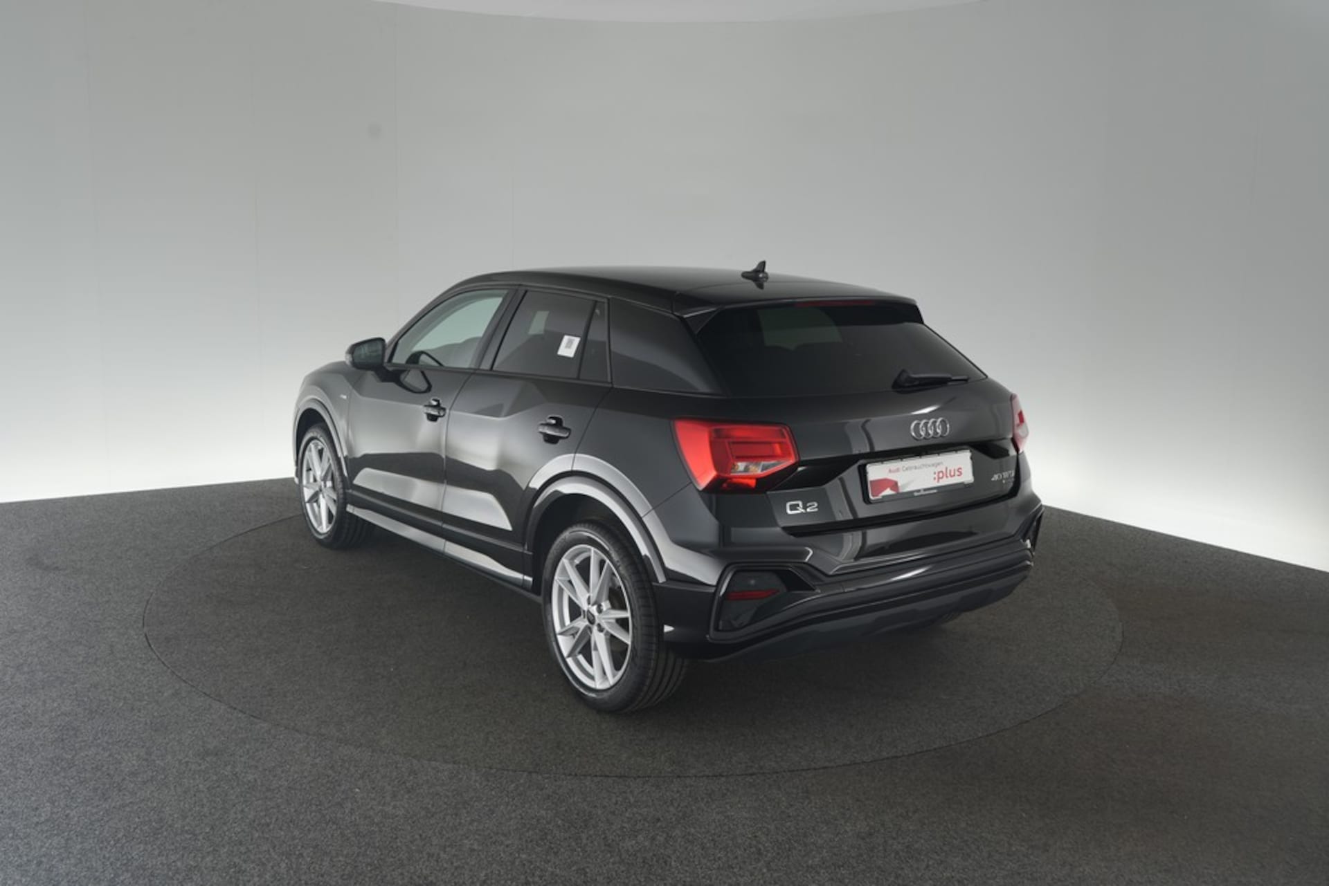 Audi Q2 S line