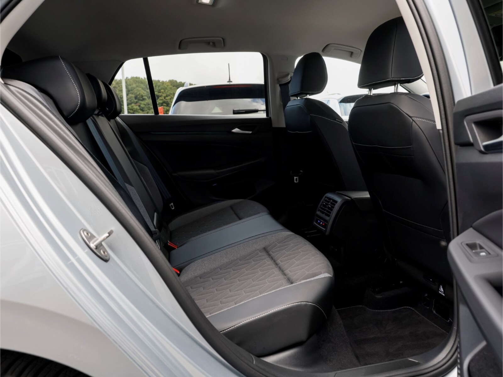 Volkswagen Golf – Bild 11