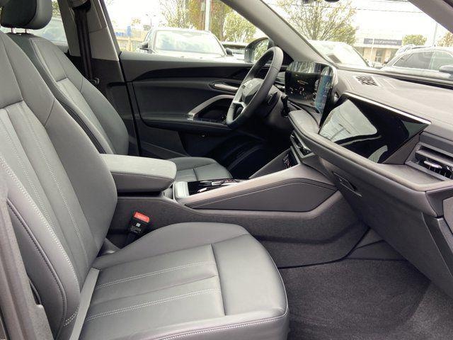2025 Audi Q5 Premium - Photo 28