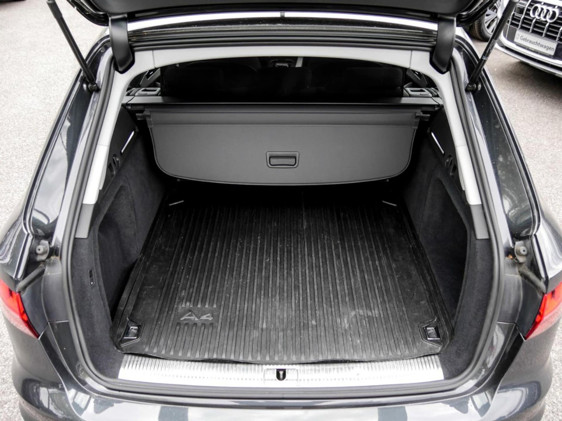 Audi A4 Avant Advanced
