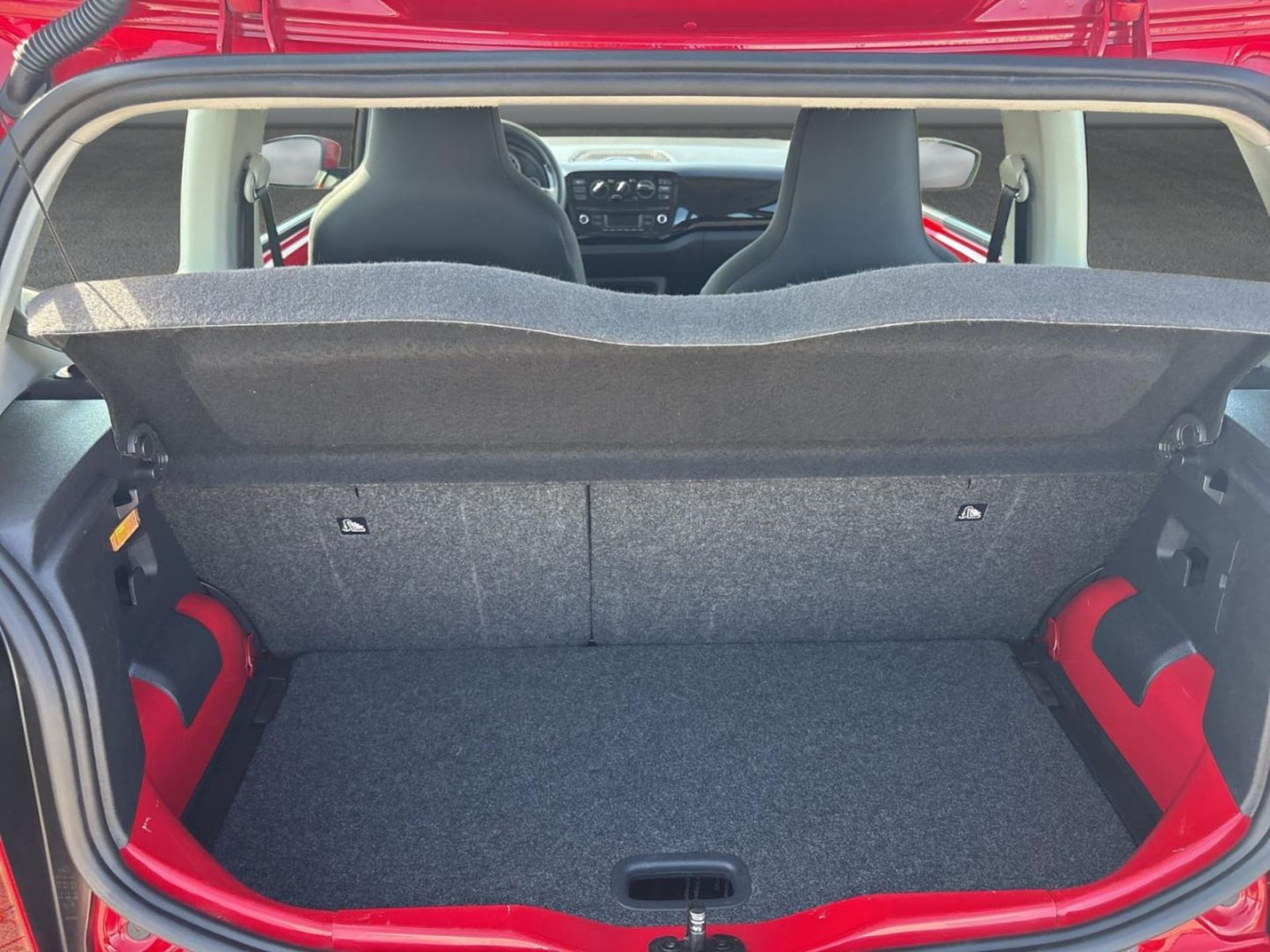 Volkswagen up! move up!