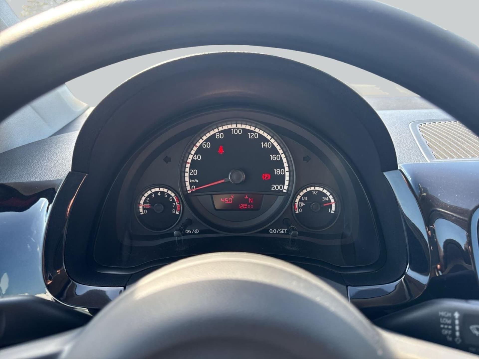 Volkswagen up! move up!