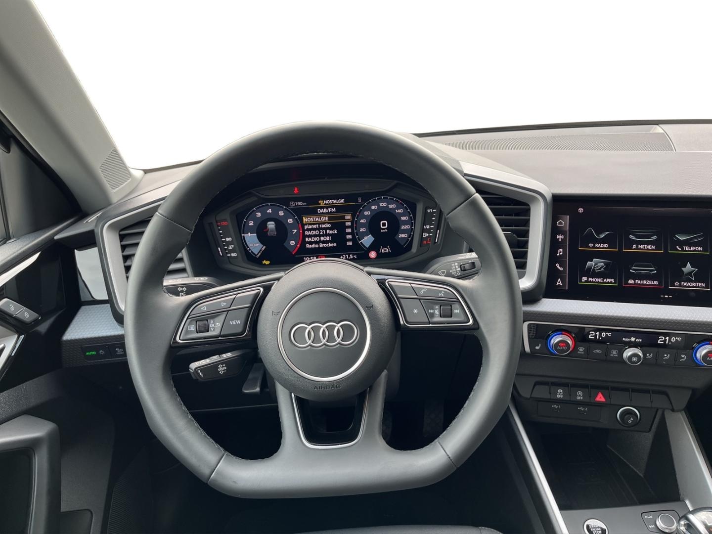 Bild über Audi A1 Sportback advanced 30 TFSI Schaltgetriebe - für weitere Informationen kontaktieren Sie den Audi Partner
