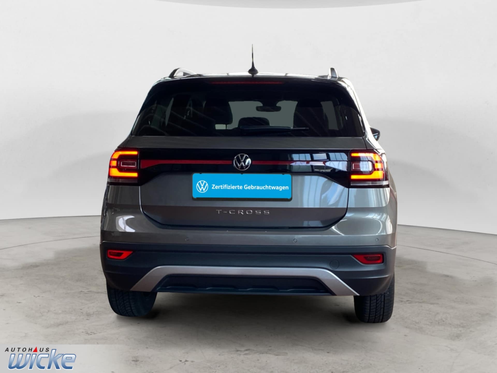 Volkswagen T-Cross United