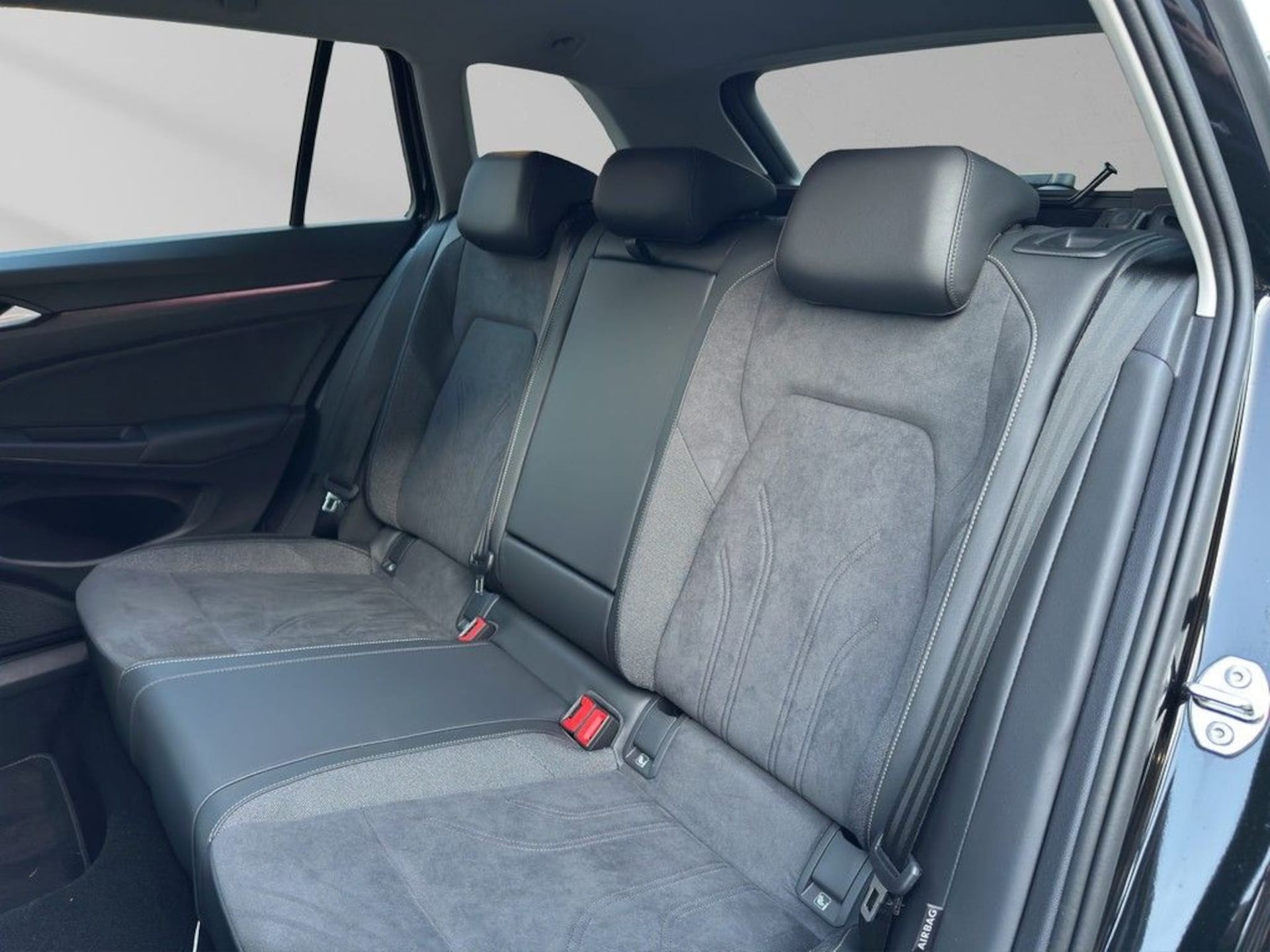 Volkswagen Golf Variant Style