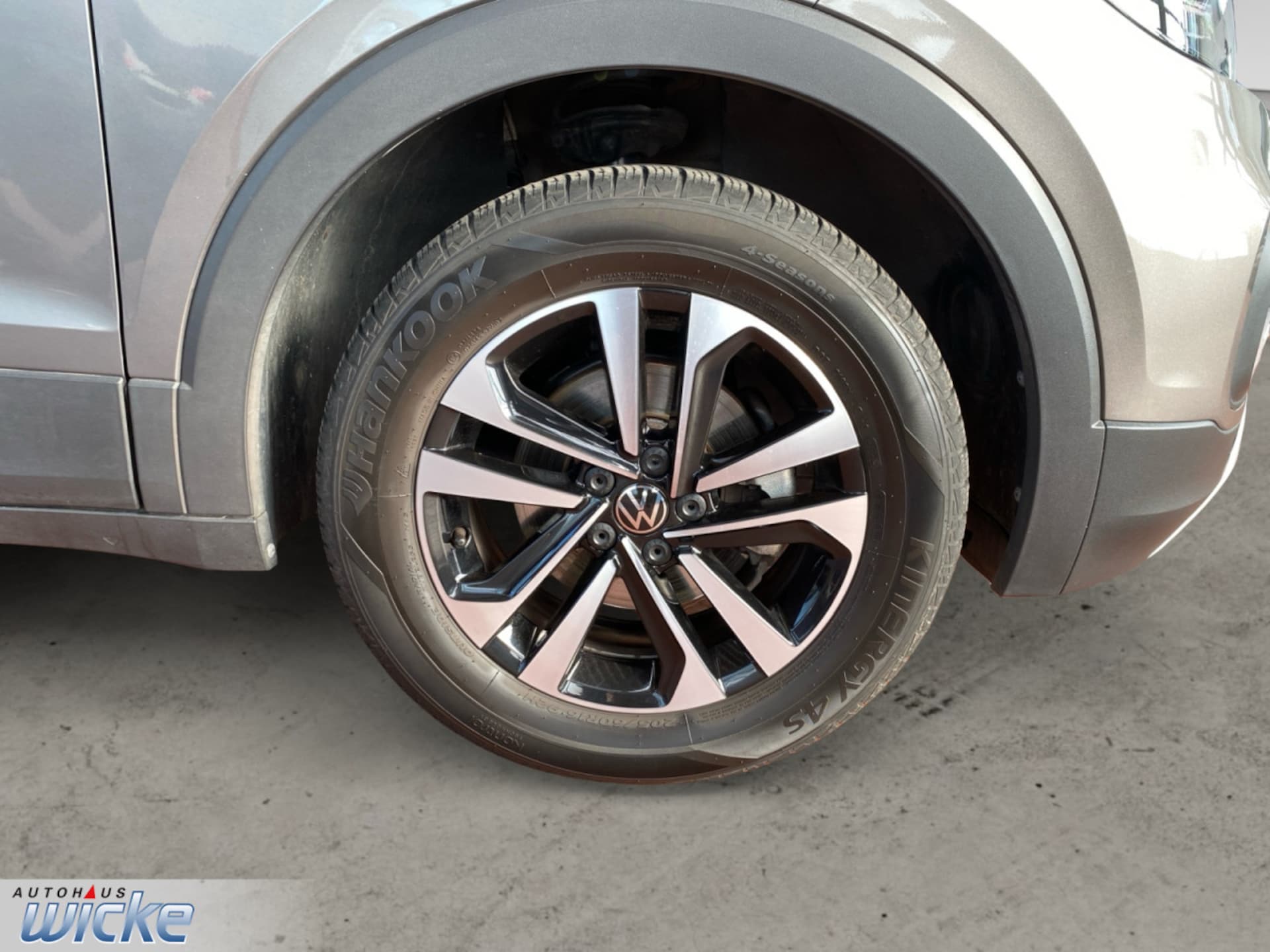 Volkswagen T-Cross United